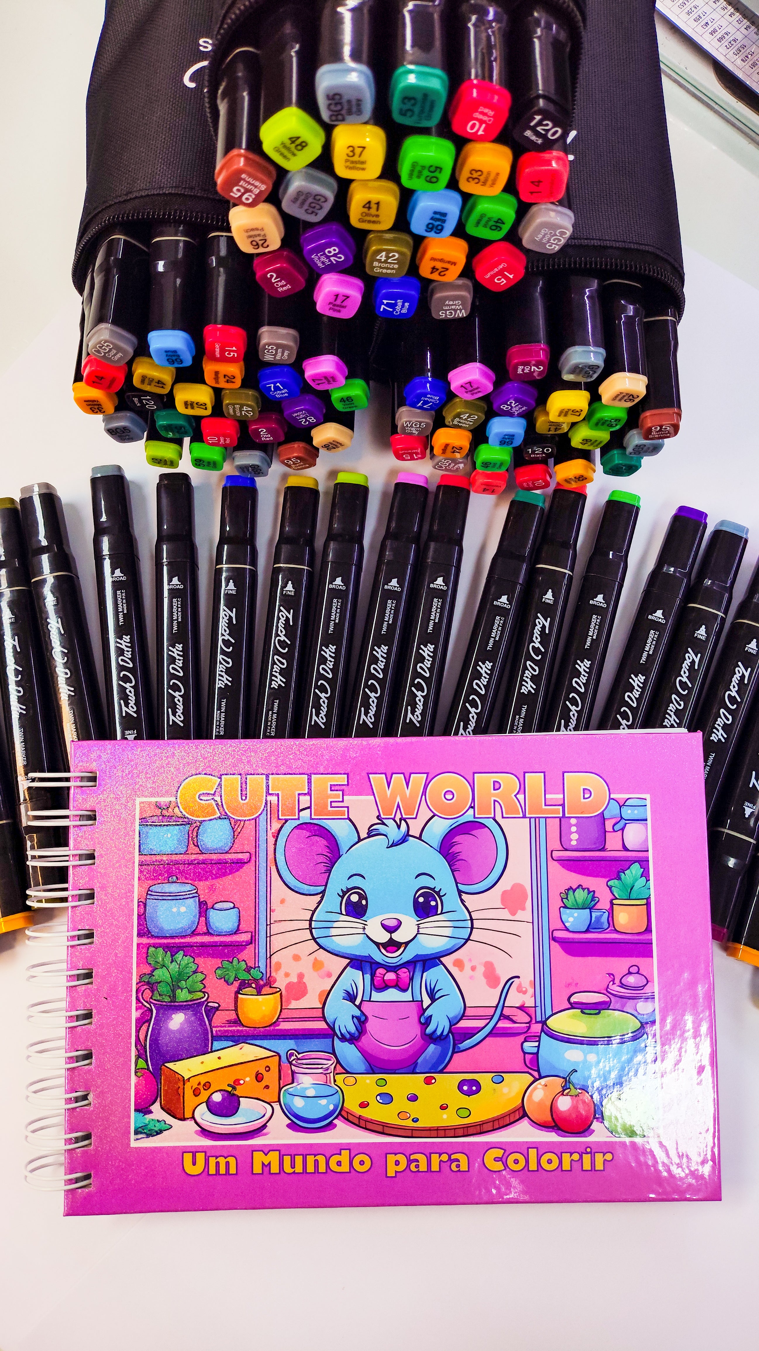 Kit de Colorir CUTE WORLD! 50 paginas - ROSA